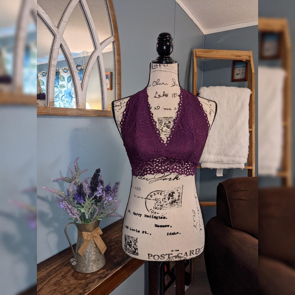 Zenana Outfitters Bralette